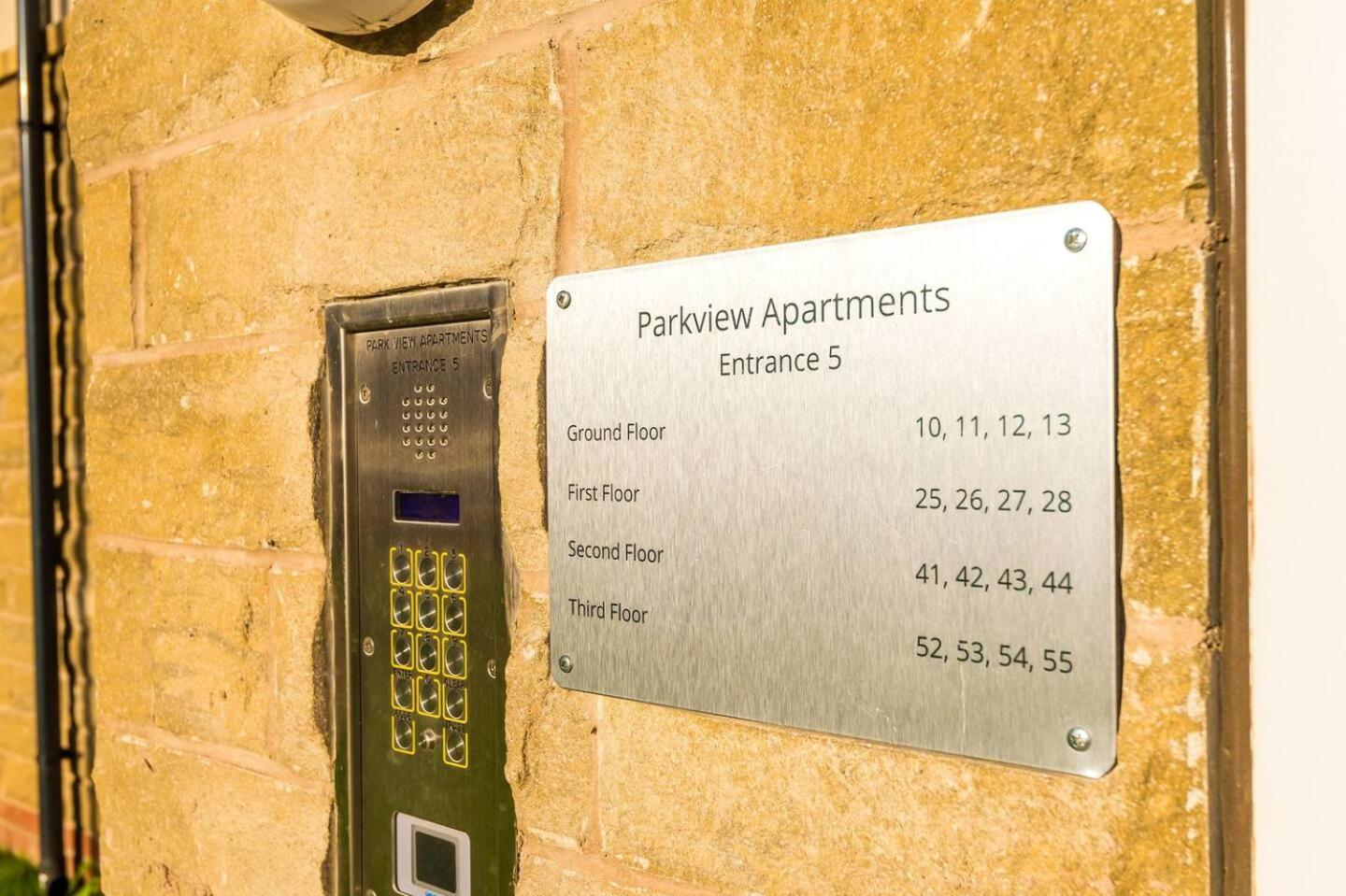 Stunning 2Bedroom 2Bathroom Apt With Parking Space Sheffield Eksteriør bilde